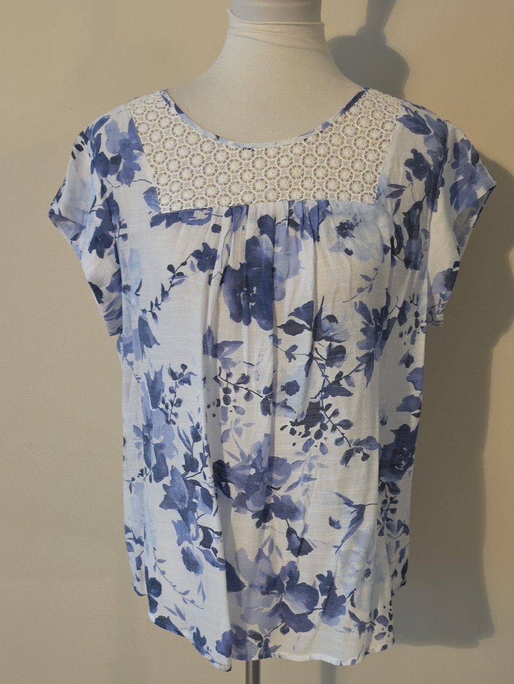 Liz Claiborne Floral Blue Blouse